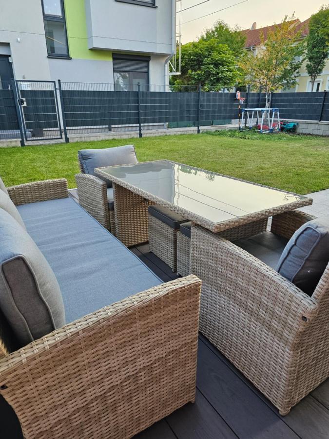 וינה Cosy & Elegant Cityhouse With Garden מראה חיצוני תמונה